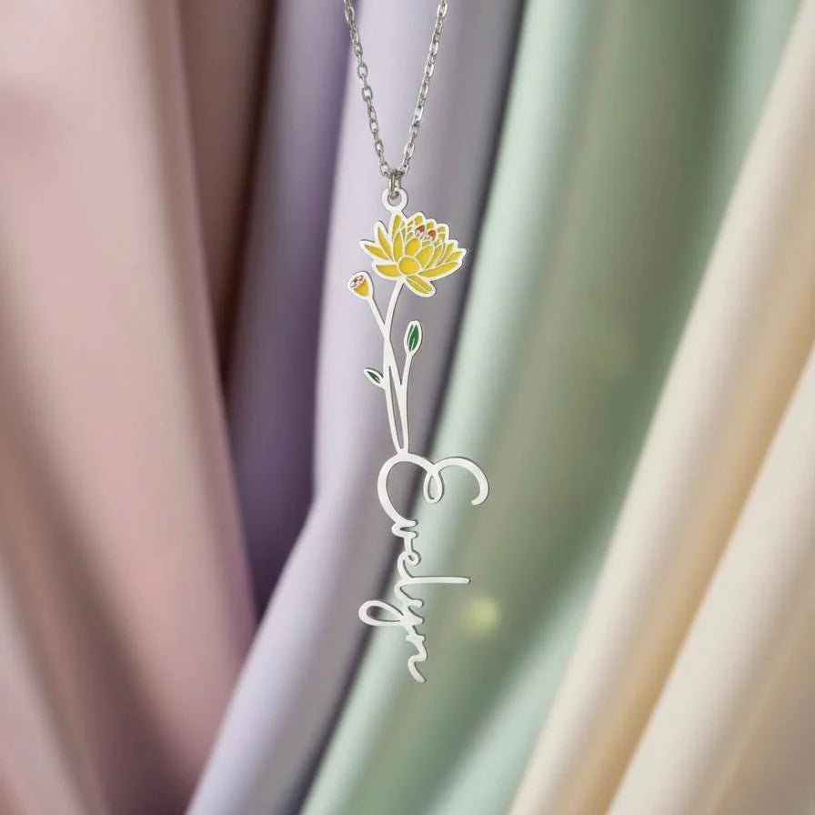 Çiçek Figürlü İsim Kolye – Kişiselleştirilebilir Takı
