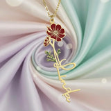 Çiçek Figürlü İsim Kolye – Kişiselleştirilebilir Takı