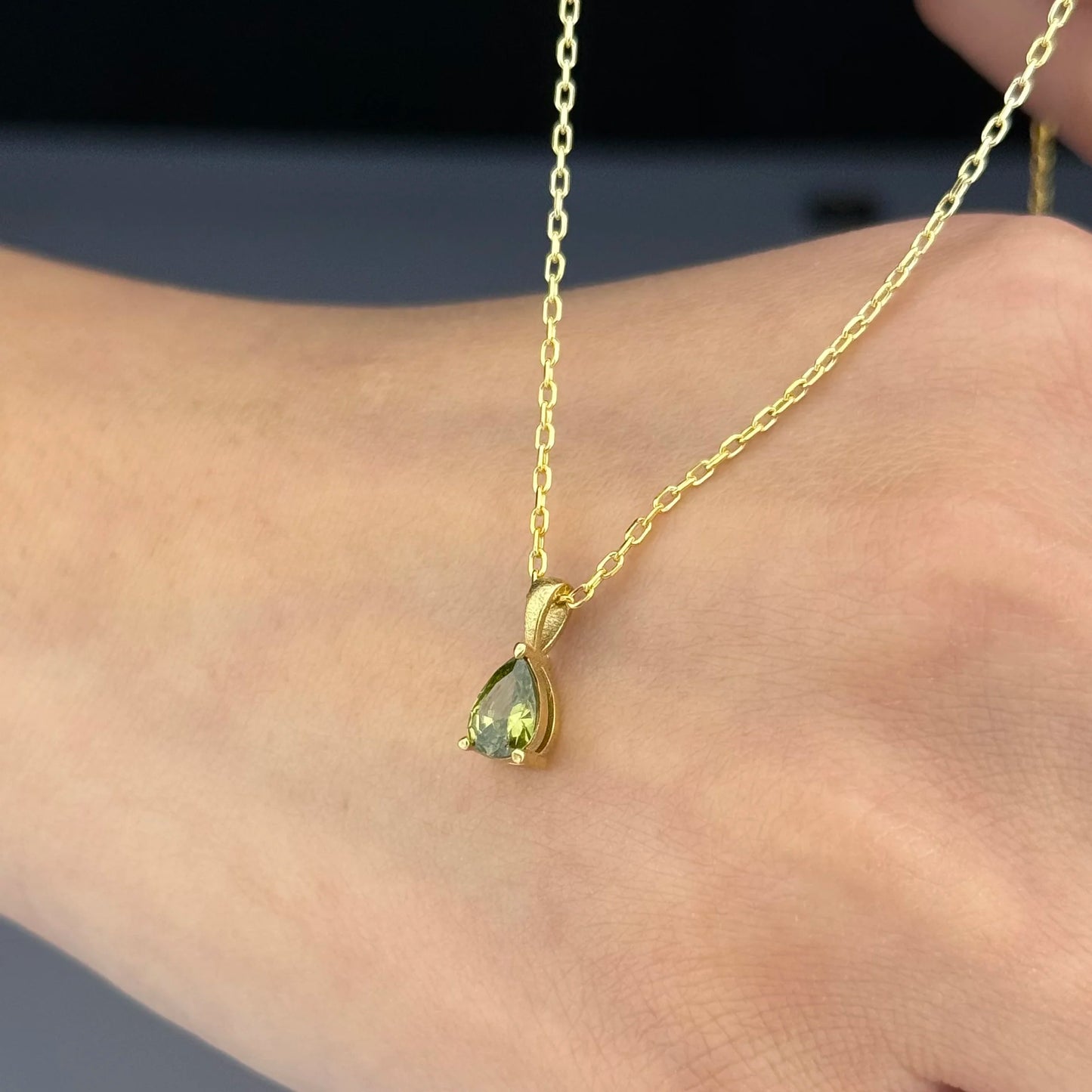 Doğum Taşı Kolye-Damla Kesim Çoklu Taşlı Kolye